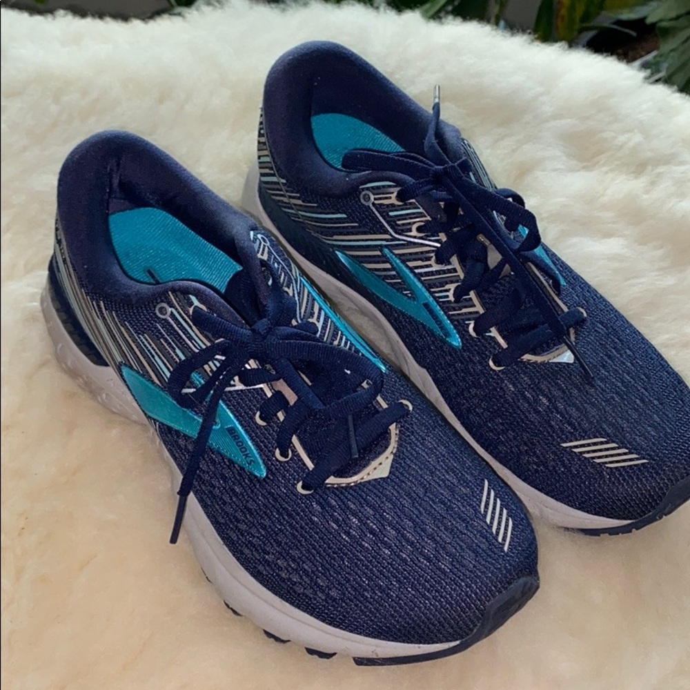 Brooks | Adrenaline 19 Running Shoes